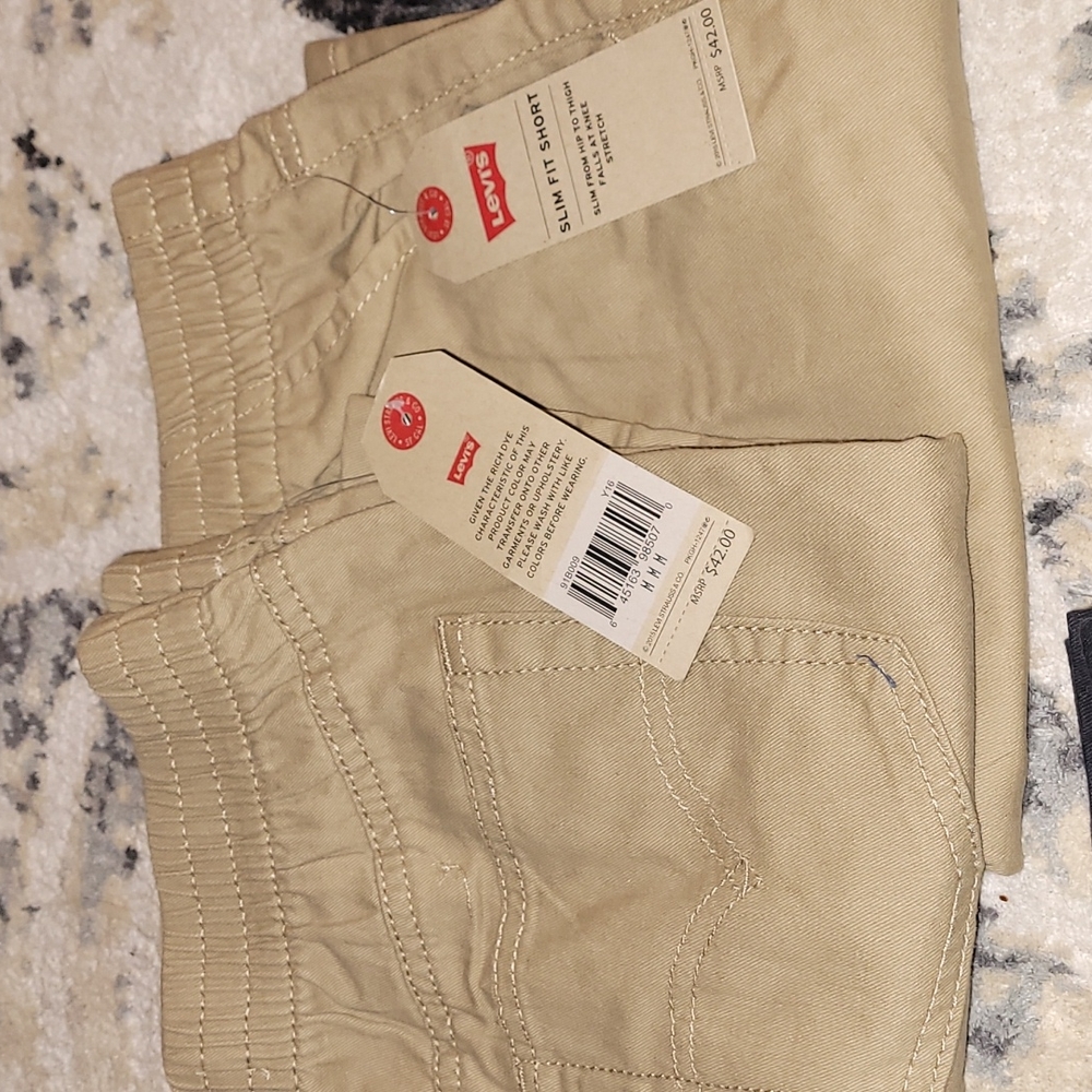NWT Boys Levi's slim fit shorts